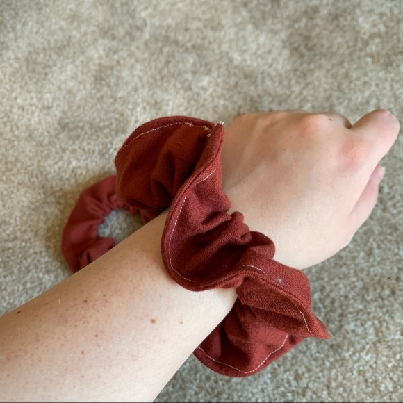 Handmade Rust Color Scrunchies (Set of 3) - Picture 4 of 5